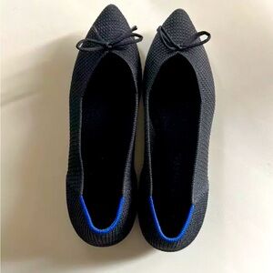 Rothy's Pointed Toe Flat, Black with Bow, Size 9.5